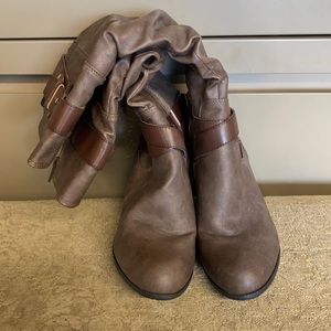 Crown Vintage Long Brown Heel Boots